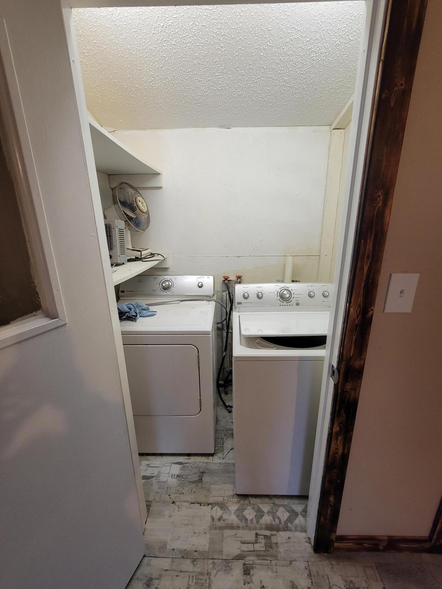 132 Pr 621 Haskell, TX 79521 - Photo 16 of 19 a utility room with dryer and washer