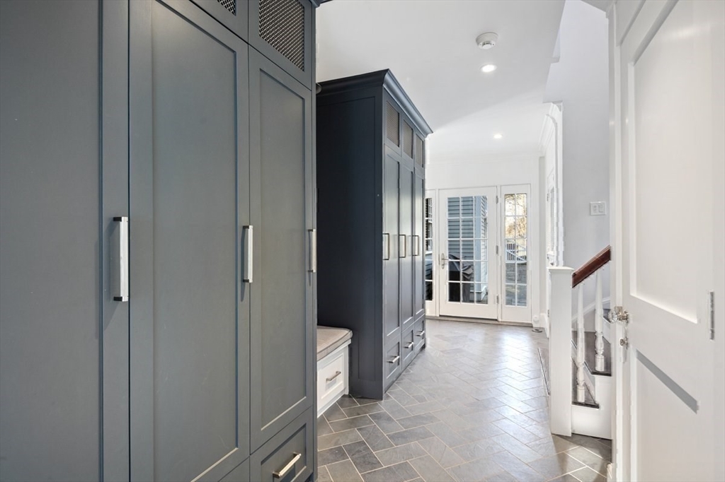 10 R Martins Lane Hingham, MA 02043 - Photo 30 of 40