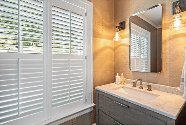 $4,300,000 | 10 R Martins Lane, Hingham, MA 02043