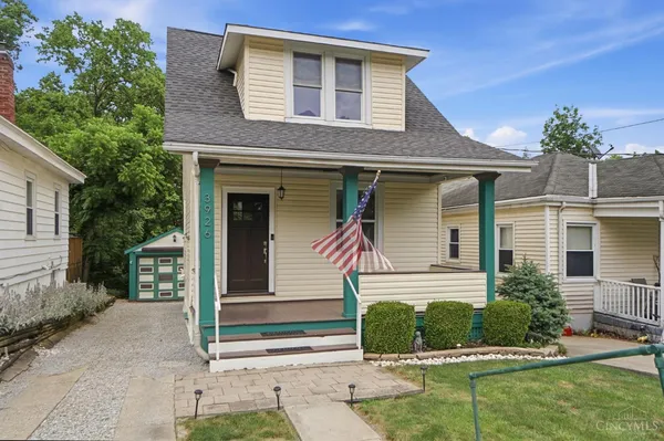 $325,000 | 3926 Oak Park Place, Cincinnati, OH 45209