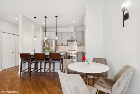 $575,000 | 560 West Fulton Street, Unit 506, Chicago, IL 60661