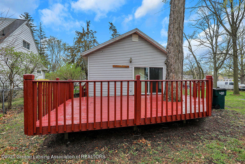 125 East Cavanaugh Road Lansing, MI 48910 - Photo 17 of 30 9I3A6054