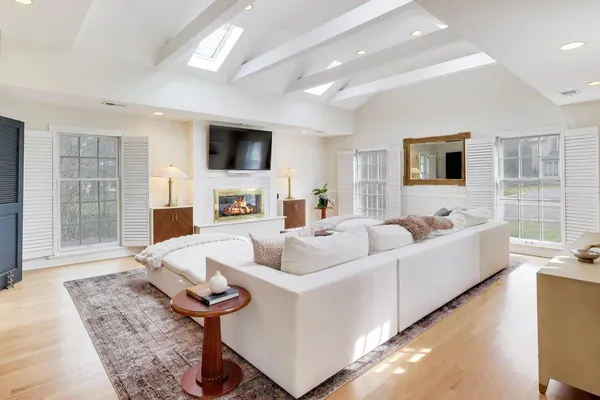 $1,850,000 | 180 Westview Road, Winnetka, IL 60093