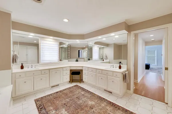 $1,850,000 | 180 Westview Road, Winnetka, IL 60093