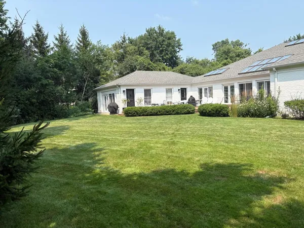 $1,850,000 | 180 Westview Road, Winnetka, IL 60093