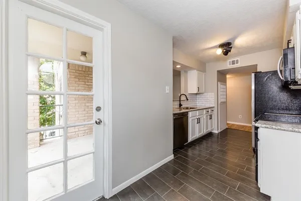 $1,395 | 14600 Fonmeadow Drive, Unit 301, Houston, TX 77035