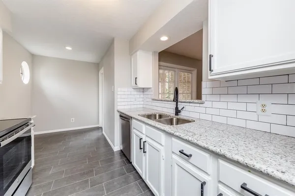 $1,395 | 14600 Fonmeadow Drive, Unit 301, Houston, TX 77035