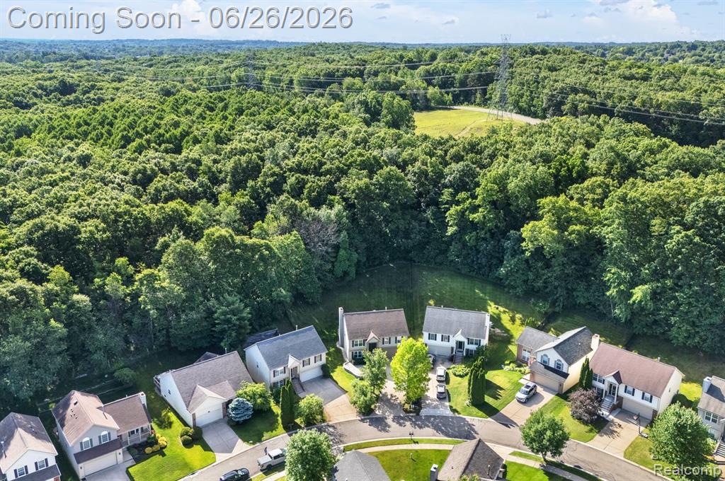 126 Eagle Ridge Road Lake Orion, MI 48360 - Photo 3 of 29