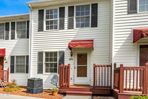 $174,900 | 671 Beaverview Drive, Unit 671, Bristol, VA 24201