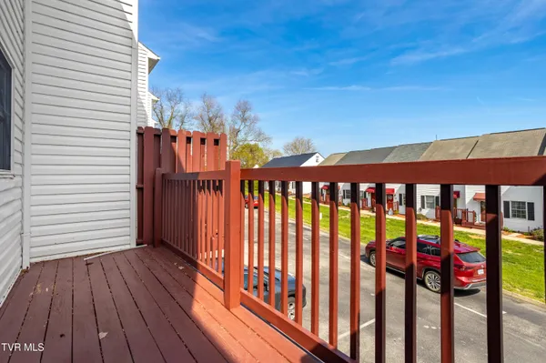 $174,900 | 671 Beaverview Drive, Unit 671, Bristol, VA 24201