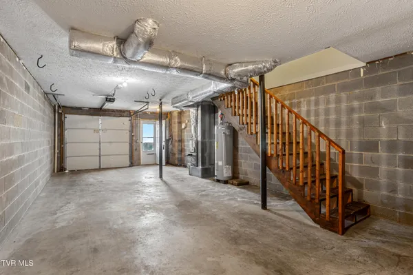 $174,900 | 671 Beaverview Drive, Unit 671, Bristol, VA 24201