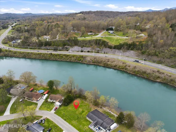 $118,000 | Melton Hill Circle, Clinton, TN 37716
