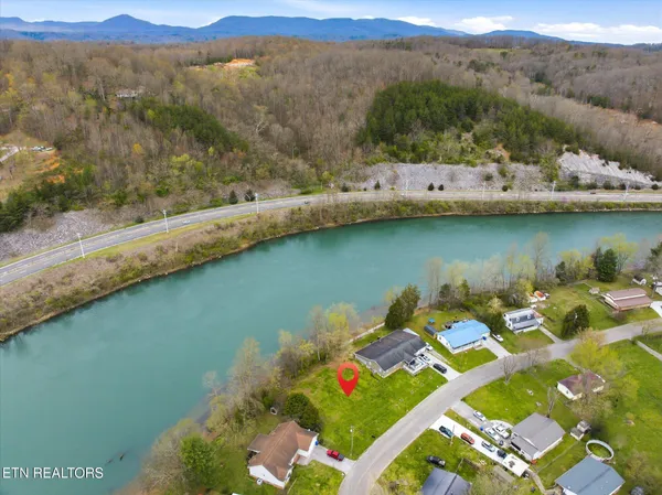 $118,000 | Melton Hill Circle, Clinton, TN 37716