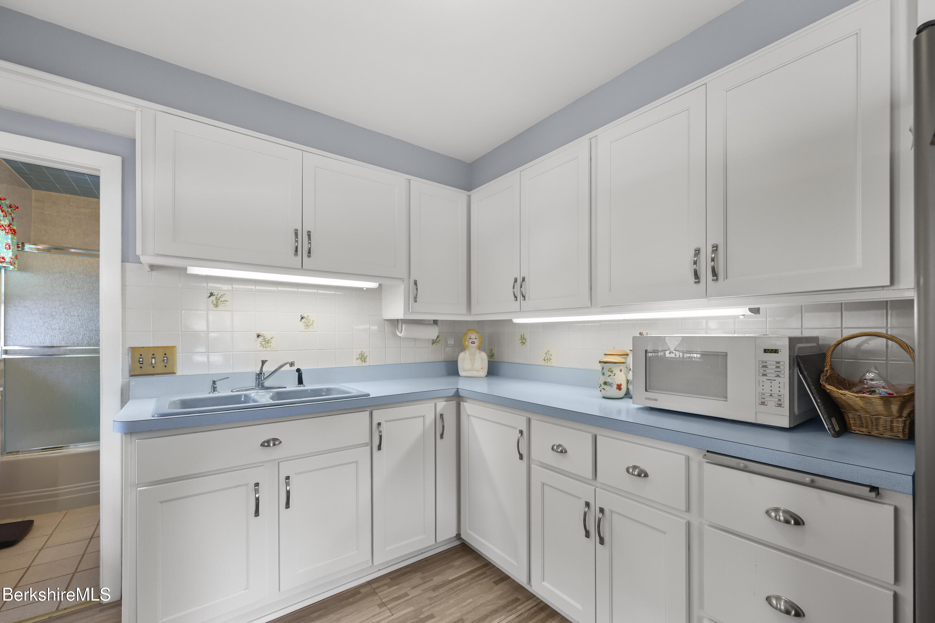 67 Partridge Road Pittsfield, MA 01201 - Photo 16 of 43 71 Kitchen