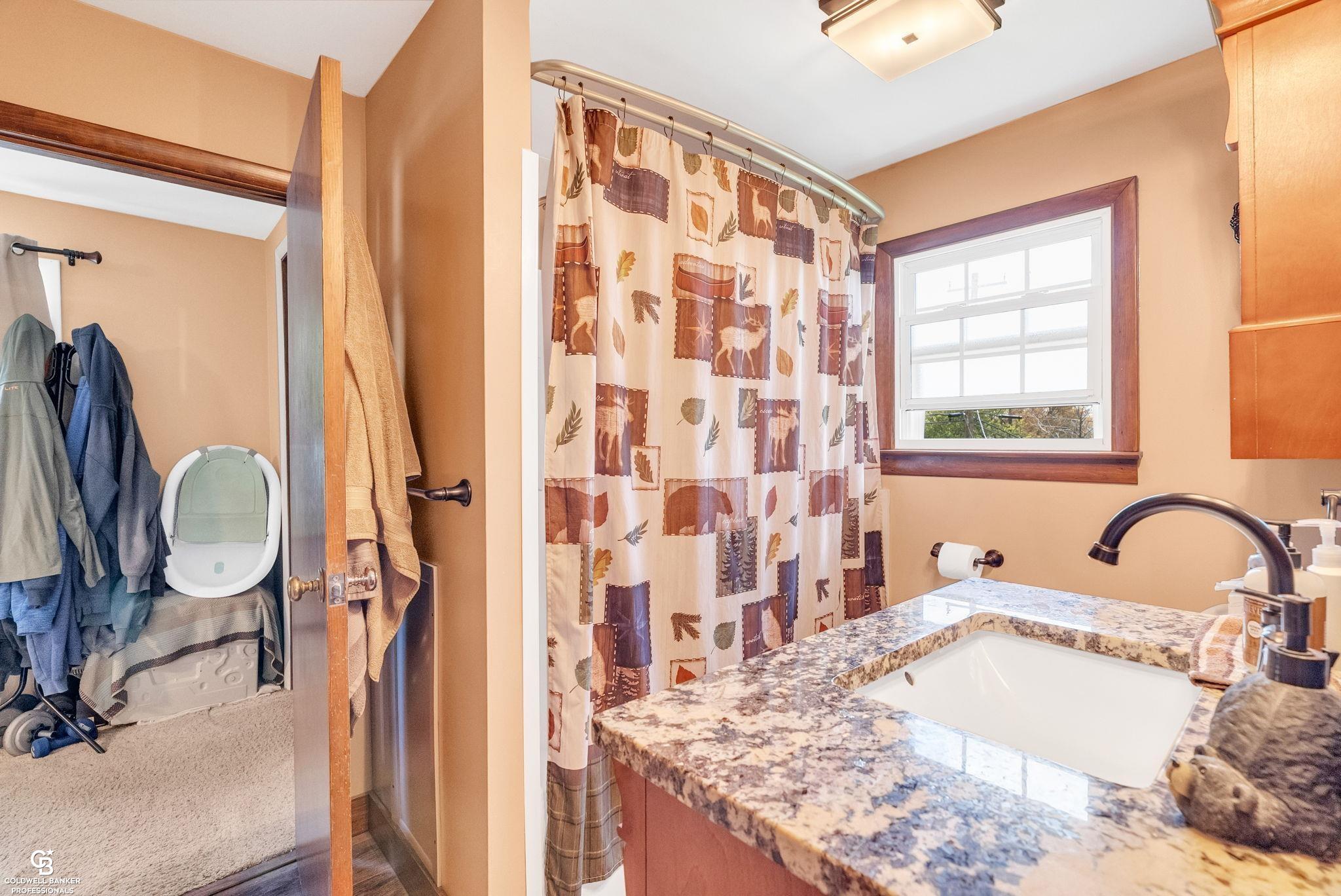 5252 Rochester Road Leonard, MI 48367 - Photo 44 of 50 50174231-11f9e334-22a0-476b-86de-baca6b2010aa.JPG