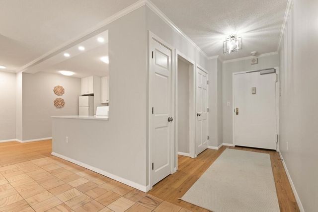 a view of a livingroom with an empty space