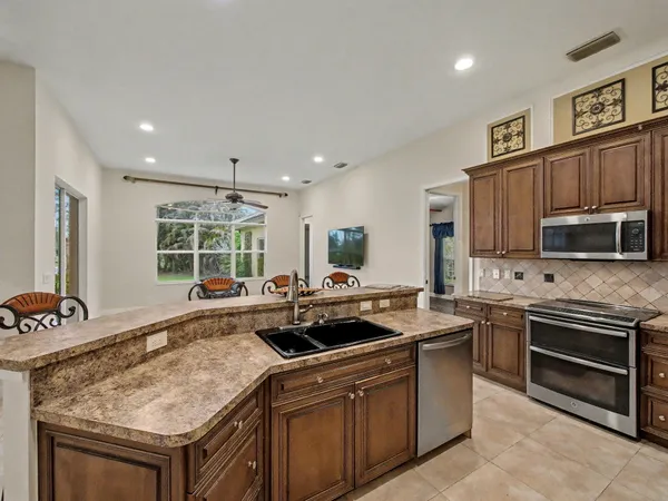 $749,500 | 2650 Southwest Windship Way, Stuart, FL 34997