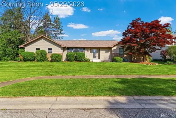 $374,900 | 14545 Blue Heron Drive, Fenton, MI 48430