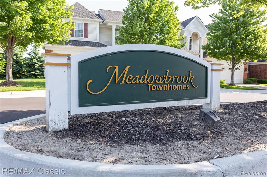41620 Mitchell Road Novi, MI 48377 - Photo 4 of 40
