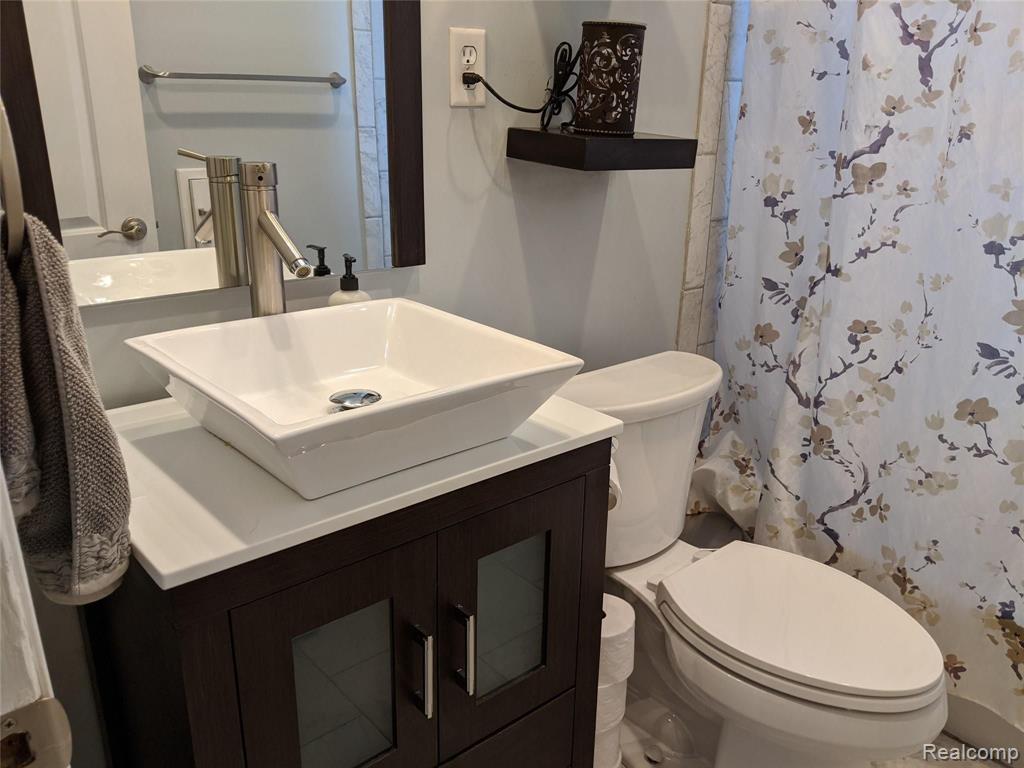 13357 Rosedale Street Southgate, MI 48195 - Photo 19 of 37