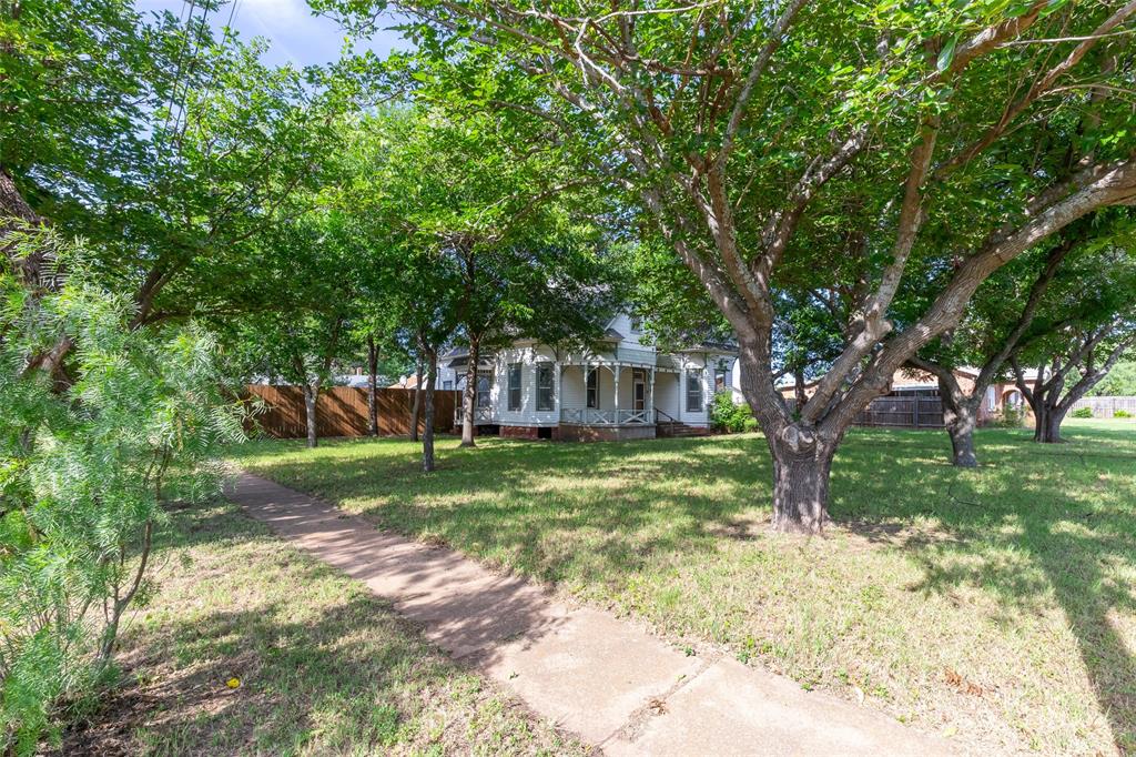 601 West 3rd Street Baird, TX 79504 - Photo 4 of 34