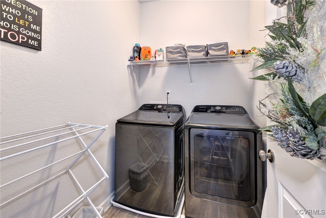 325 Martin Farm Road Yorktown, VA 23692 - Photo 26 of 50 Laundry area with washing machine and dryer