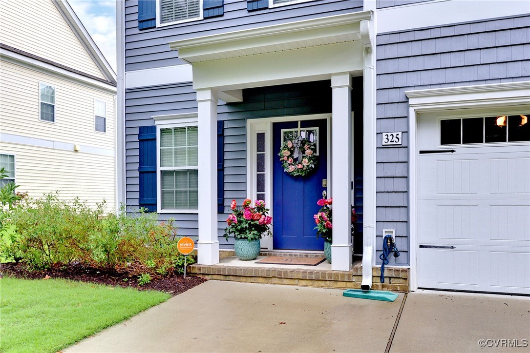 325 Martin Farm Road Yorktown, VA 23692 - Photo 5 of 50 Entrance to property featuring a garage