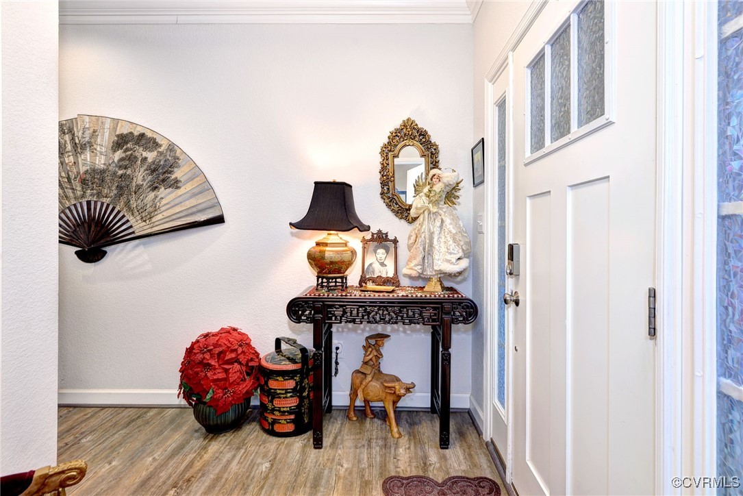 325 Martin Farm Road Yorktown, VA 23692 - Photo 7 of 50 Entryway featuring hardwood / wood-style floors an