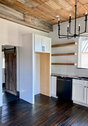 $1,400 | 305 Hall Street, Richland Springs, TX 76871