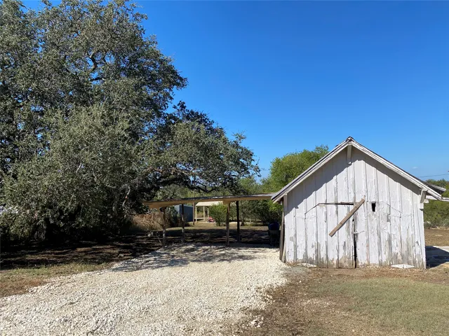 $1,400 | 305 Hall Street, Richland Springs, TX 76871
