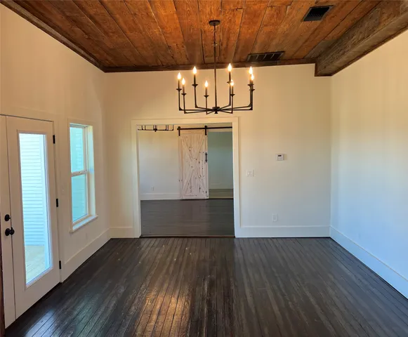 $1,400 | 305 Hall Street, Richland Springs, TX 76871