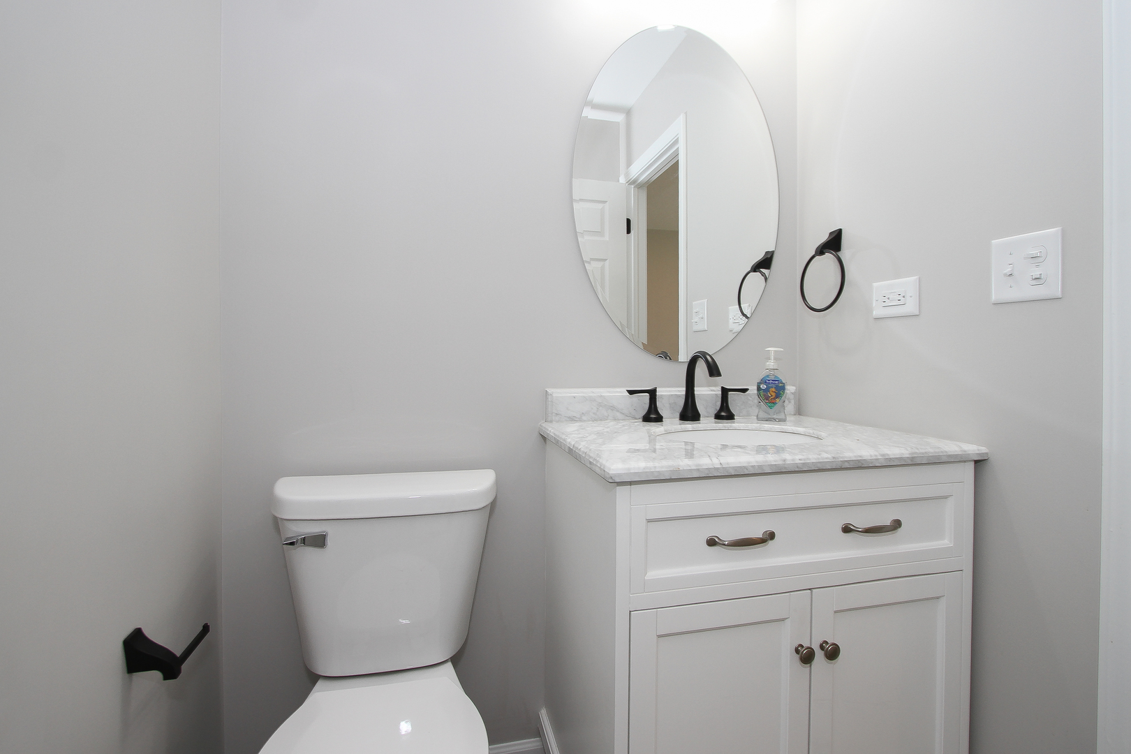 4N725 Klein Road West Chicago, IL 60185 - Photo 20 of 30 Gallery Image 20