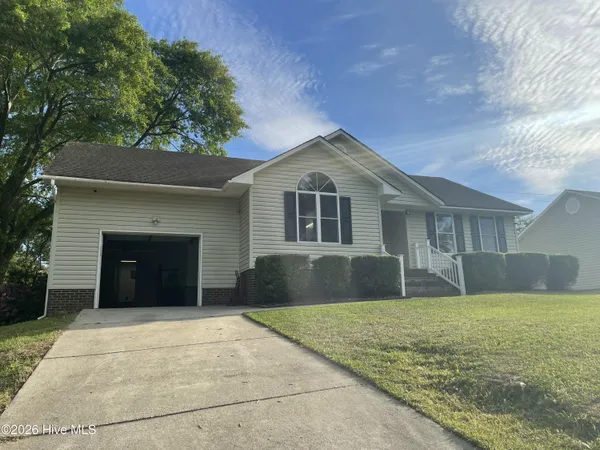 $1,750 | 47 Forestdale Drive, Cameron, NC 28326