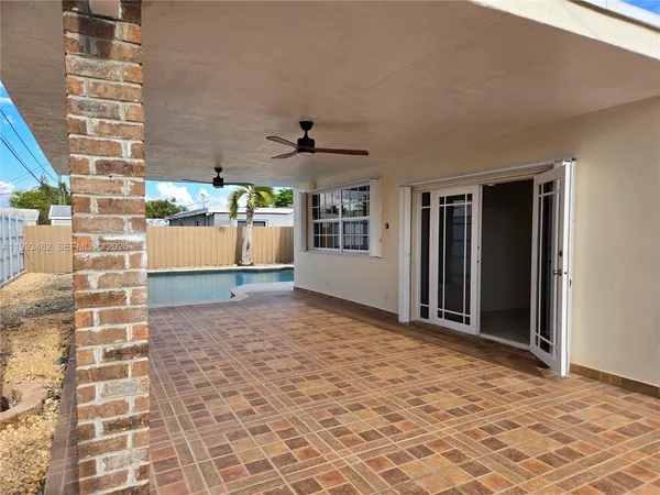 $4,500 | 10475 Southwest 42nd Terrace, Miami, FL 33165