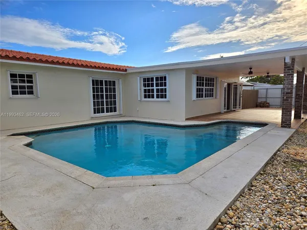 $4,500 | 10475 Southwest 42nd Terrace, Miami, FL 33165