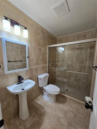 $4,500 | 10475 Southwest 42nd Terrace, Miami, FL 33165