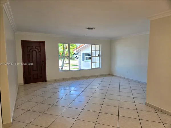$4,500 | 10475 Southwest 42nd Terrace, Miami, FL 33165