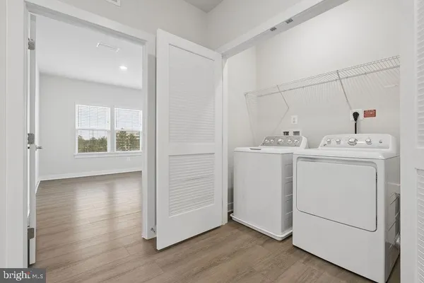 $2,950 | 12850 Mosaic Park Way, Unit 2W, Herndon, VA 20171