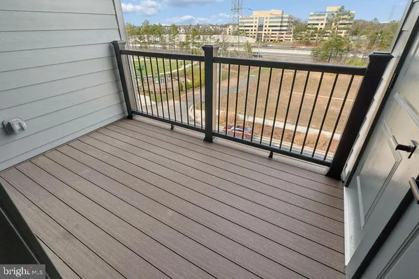 $2,950 | 12850 Mosaic Park Way, Unit 2W, Herndon, VA 20171