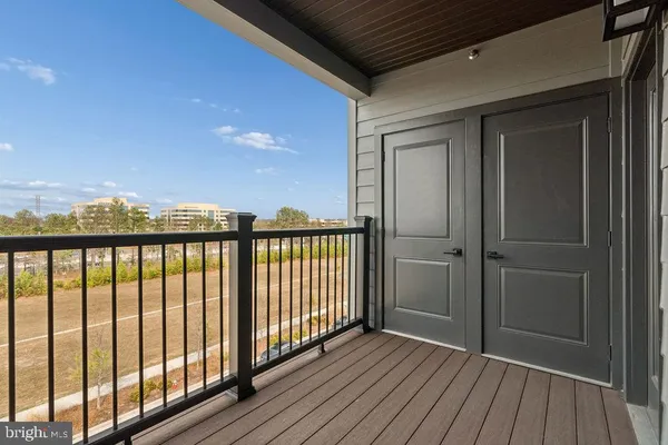 $2,950 | 12850 Mosaic Park Way, Unit 2W, Herndon, VA 20171