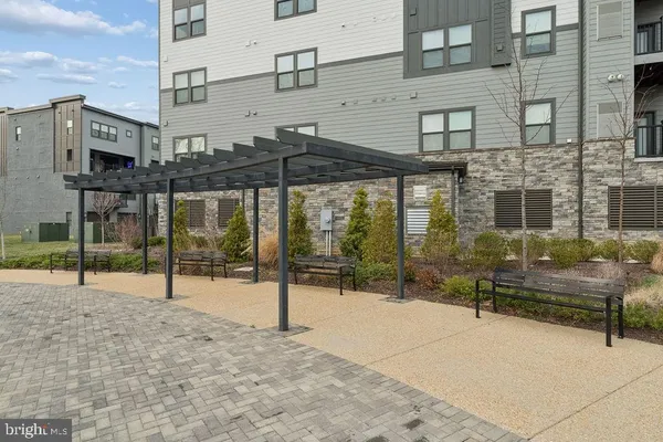$2,950 | 12850 Mosaic Park Way, Unit 2W, Herndon, VA 20171