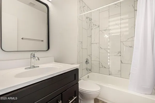 $1,435 | 5926 West Rose Lane, Unit A, Glendale, AZ 85301