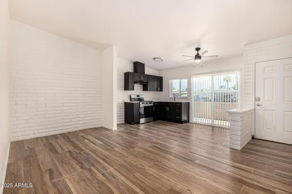 $1,435 | 5926 West Rose Lane, Unit A, Glendale, AZ 85301