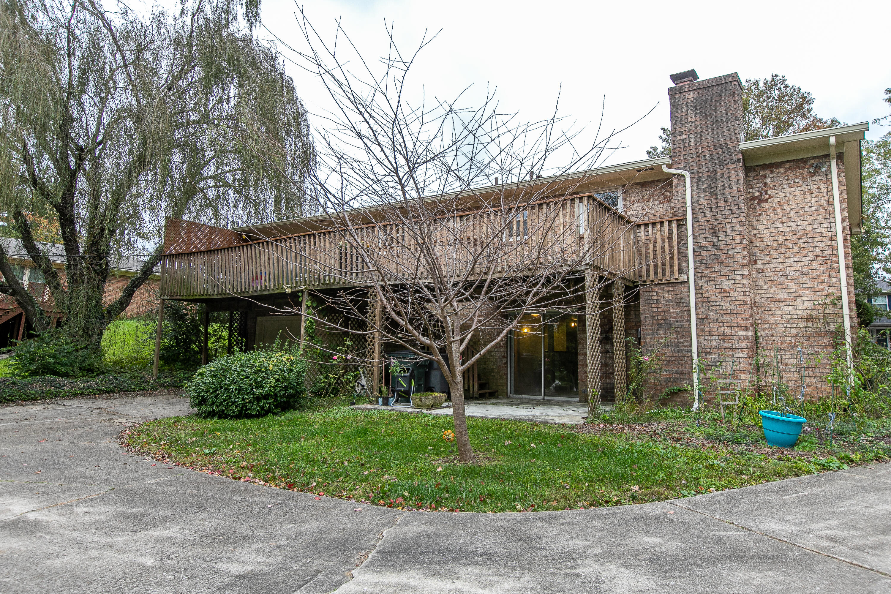 3381 Pepperhill Road Lexington, KY 40502 - Photo 16 of 55 2-10