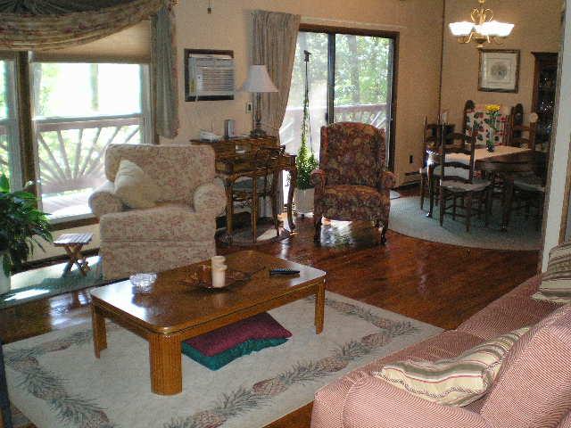 1181 Chestnut Fork Road Bedford, VA 24523 - Photo 8 of 22 Living room view 2