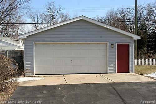3325 Harrison Avenue Rochester, MI 48307 - Photo 2 of 12 Harrison - 006
