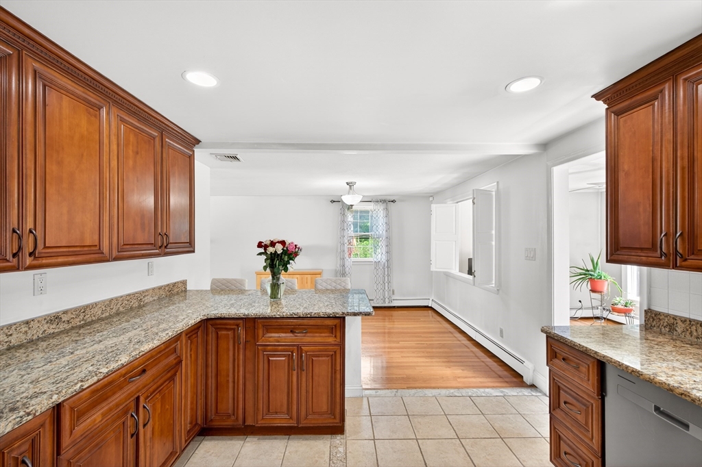 16 Stockdale Road Needham, MA 02492 - Photo 6 of 38
