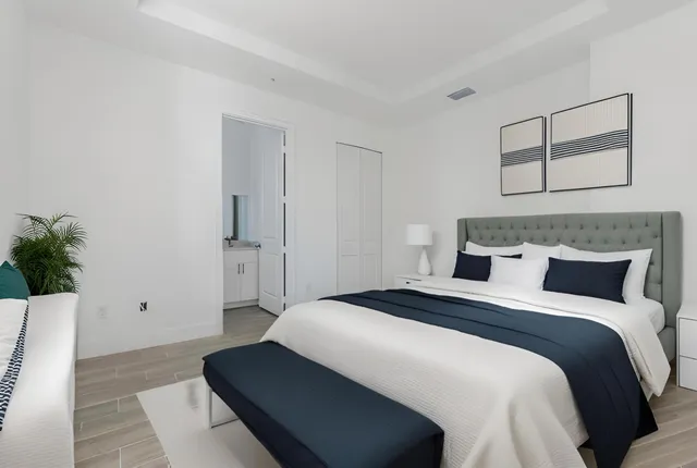 $822,500 | 260 Rotonda Boulevard West, Rotonda West, FL 33947