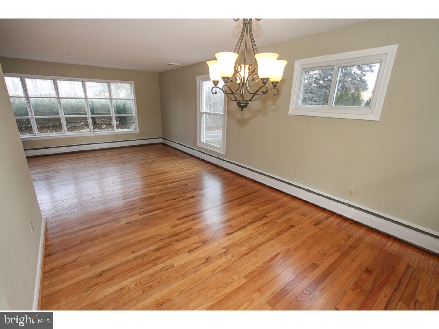 212 East Moyer Road Pottstown, PA 19464 - Photo 8 of 25 Gallery Image 8