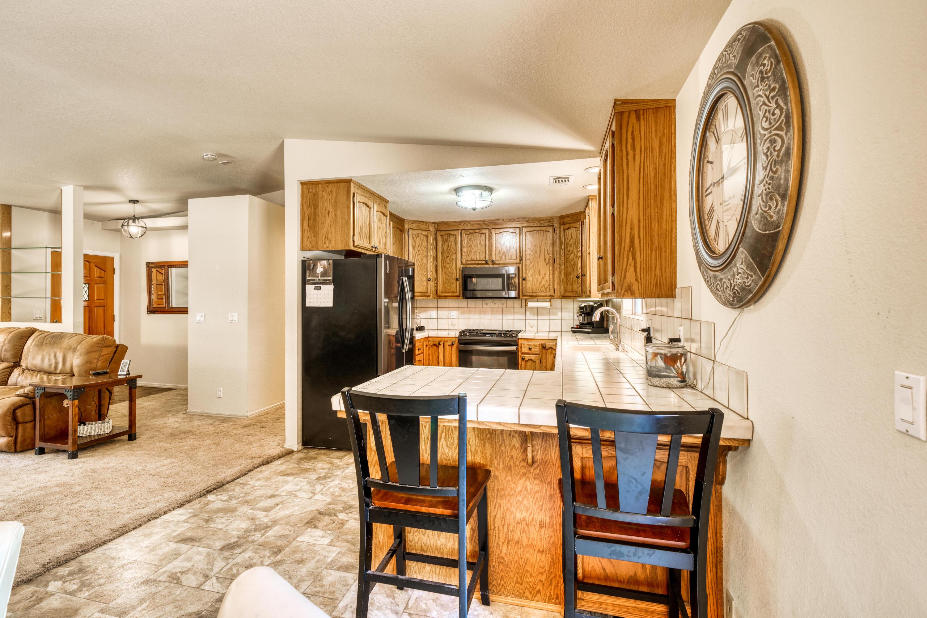 9851 Forgotten Trail Redding, CA 96003 - Photo 12 of 35 Kitchen